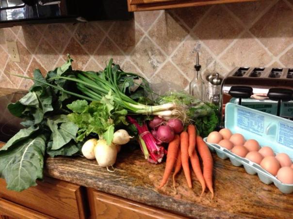A friend's pic of this week's produce, in her kitchen. And you can't even see everything!! LOVELY. YUMMY!